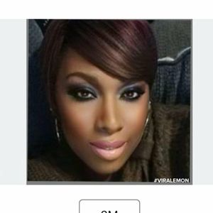 Meet your Posher, Cassandra